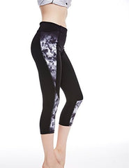 icyzone Women's Printed Workout Capri Yoga Running Leggings Fitted Stretch Tights